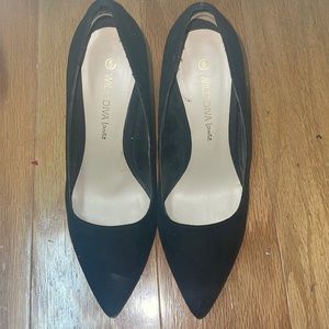 Wild diva black heels size 6
